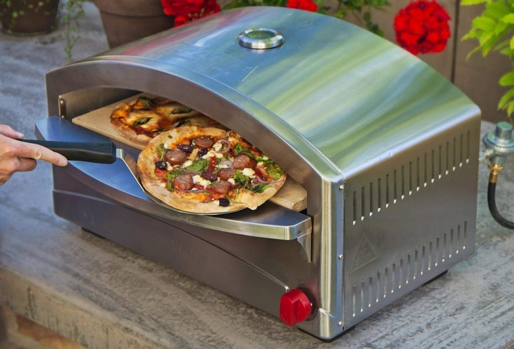 camp-chef-italia-artisan-pizza-oven