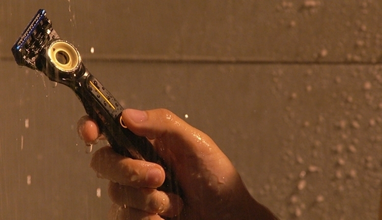 gillette-heated-razor-3