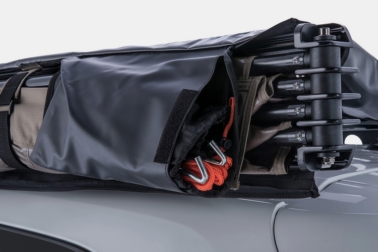 rhino-rack-batwing-awning-4