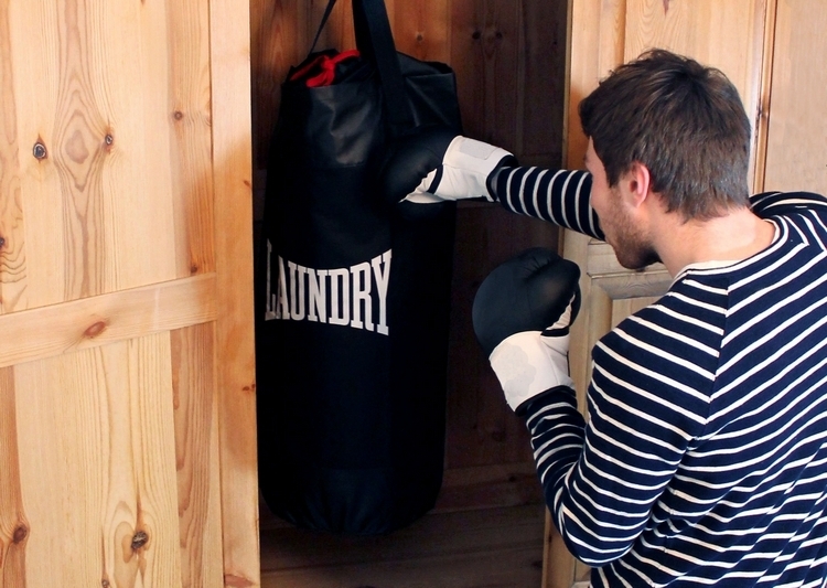 suck-uk-punch-bag-laundry-bag-2