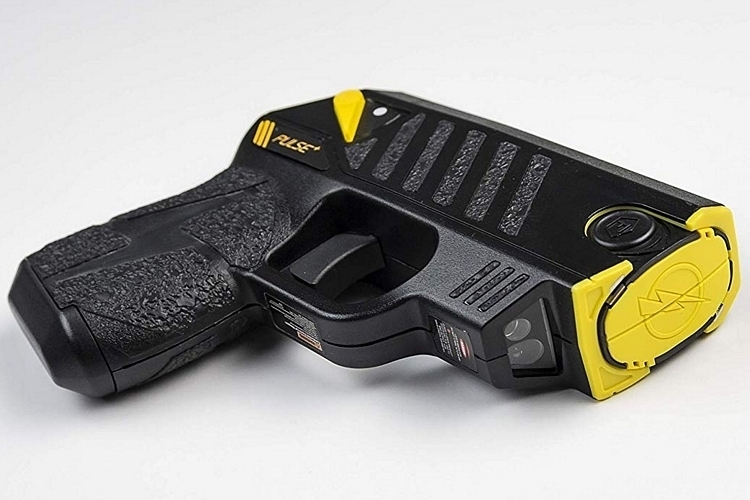 taser-pulse-plus-2